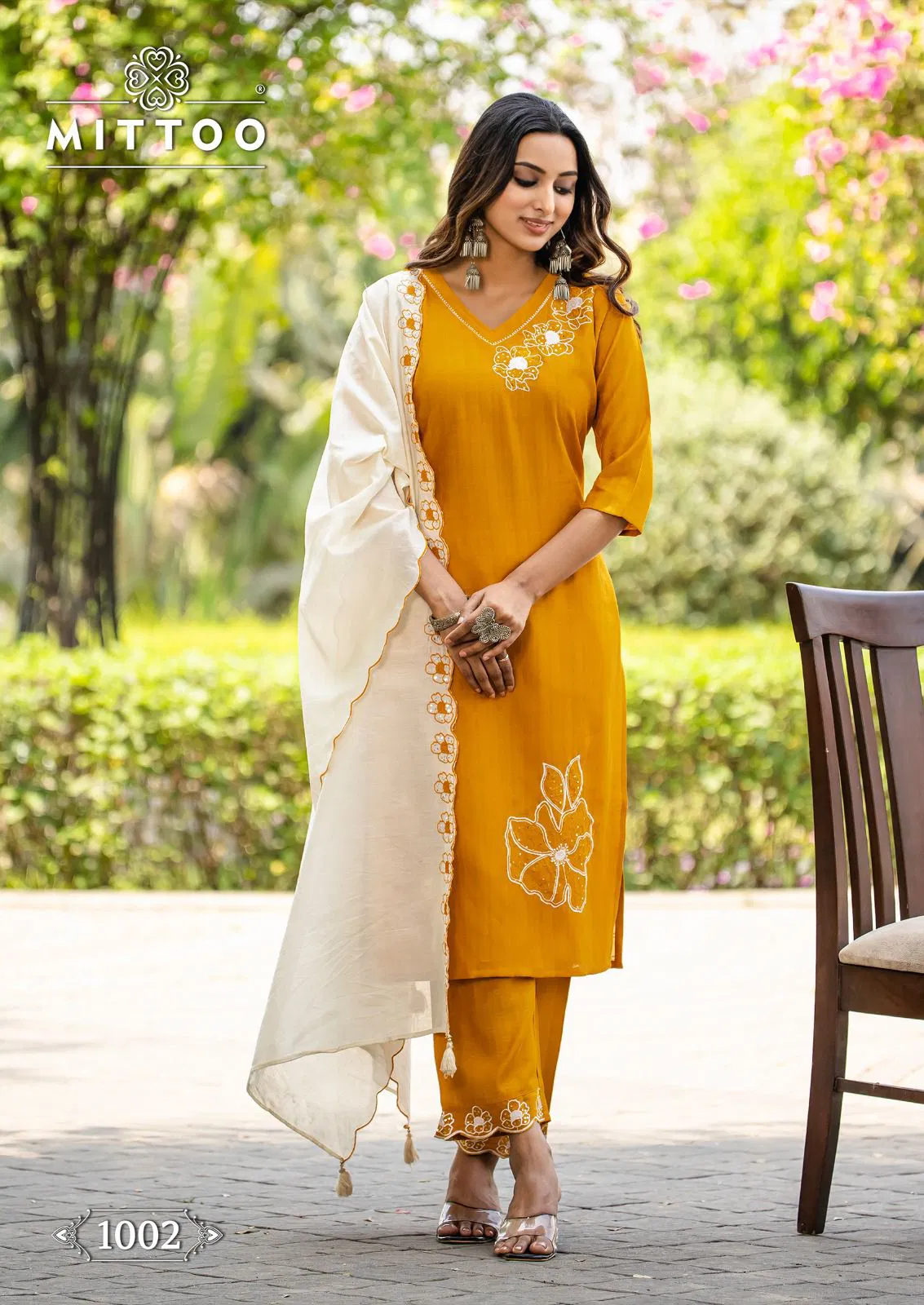 Elite By Mittoo Viscose Weaving Kurti With Bottom Dupatta Wholesalers In Delhi